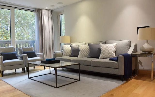 3 Bedroom Flat in Westminster