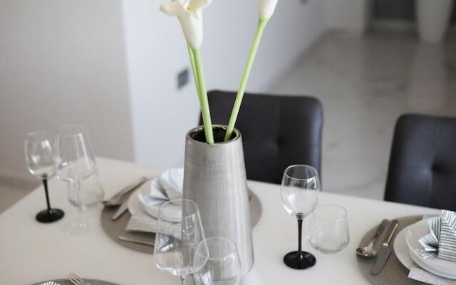 Luxury Majpruz Suites