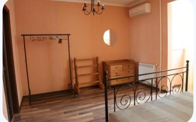 Apartments on Klubnichnaya