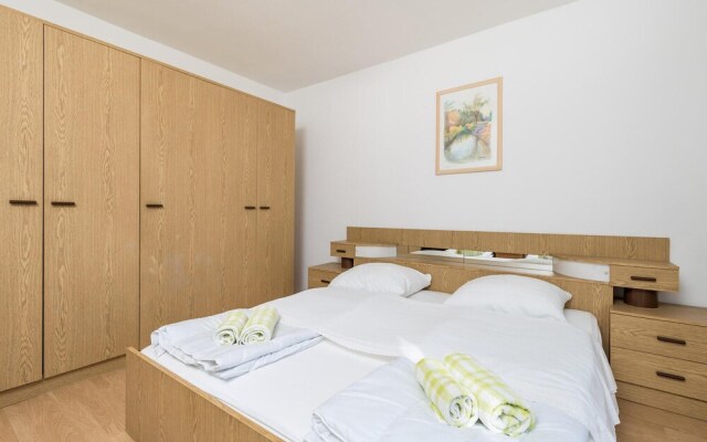 Amazing Home in Supetarska Draga With Wifi and 3 Bedrooms