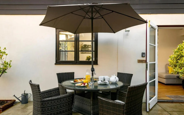 Bulverton House Holiday Cottages