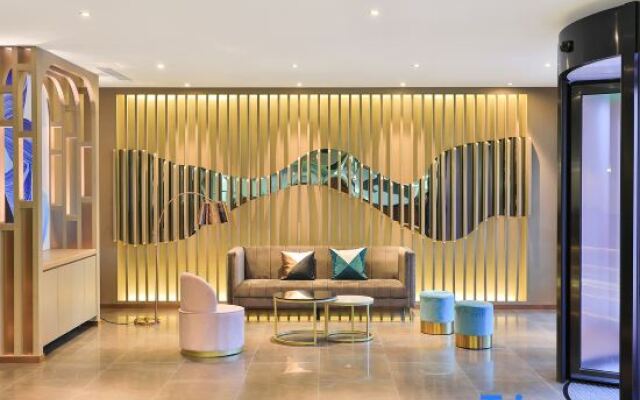 Orange Hotel (Jiashan Shibo)