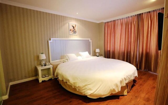 Yazhi Business Hotel