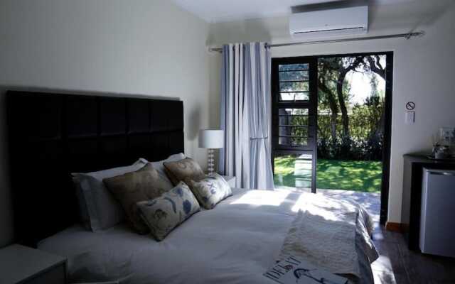 The Hedge Guesthouse