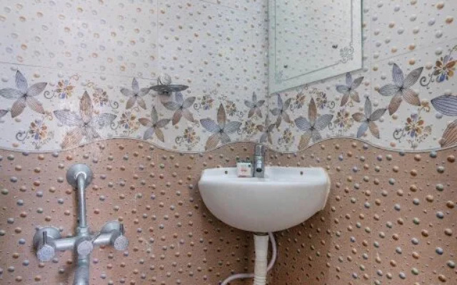 OYO 19749 New Shelton Suites