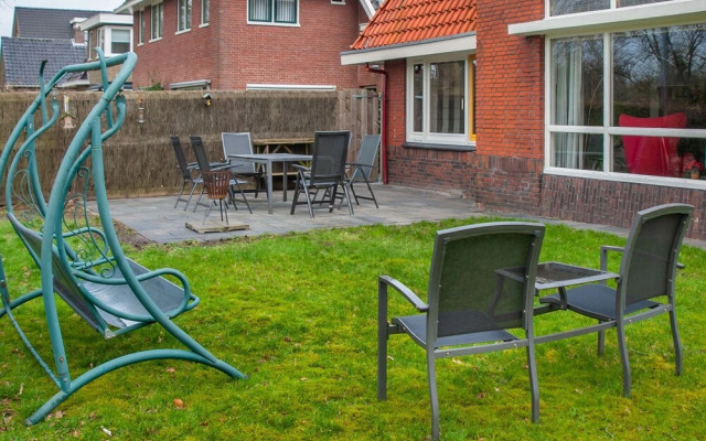 Simplictic Holiday Home in Emmen near Forest