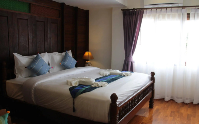 Rustic River Boutique