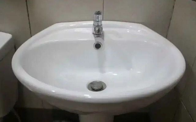 OYO 1011 First Hotel