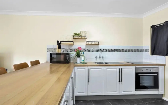 Modern Apartment Close to City Centre 21