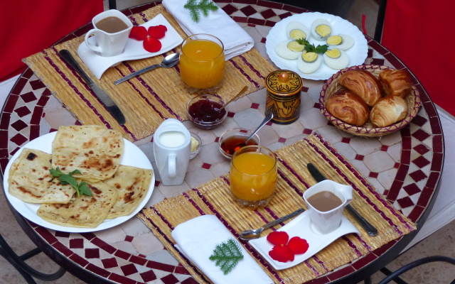 Riad Hcekarram