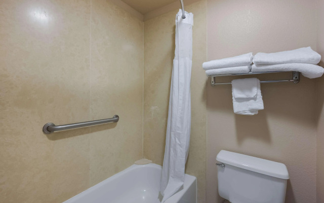 Best Western Bidarka Inn