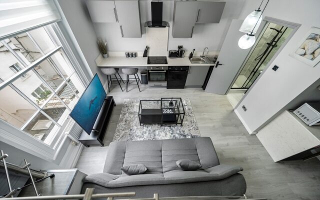 Modern Flat in Paddington