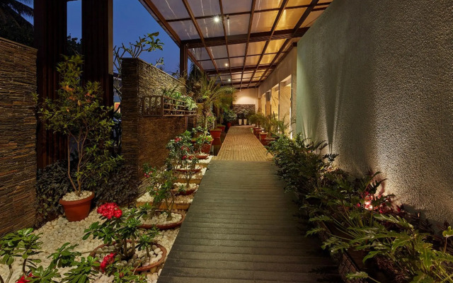 Royal Orchid Beach Resort & Spa
