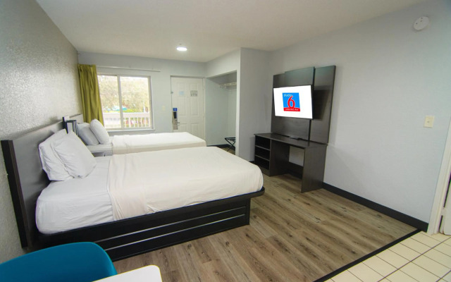 Studio 6 West Palm Beach, FL