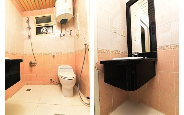 OYO 367 Season Hotel