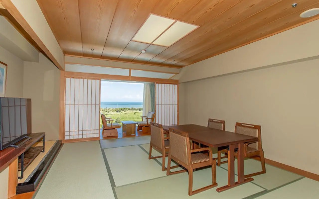 Ichinomiya Seaside Otsuka Hotel