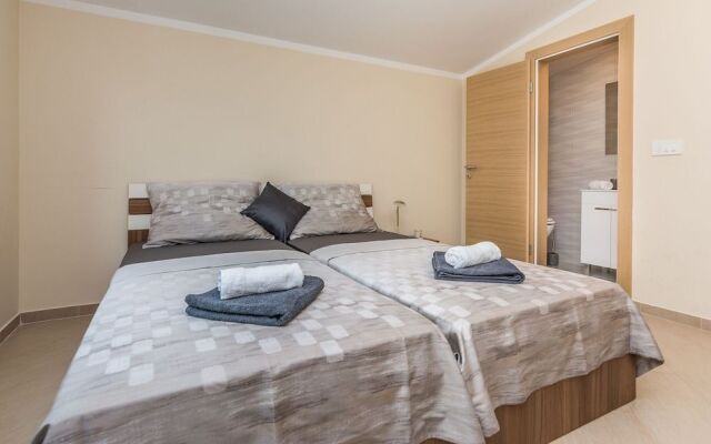 Apartments Bobeta