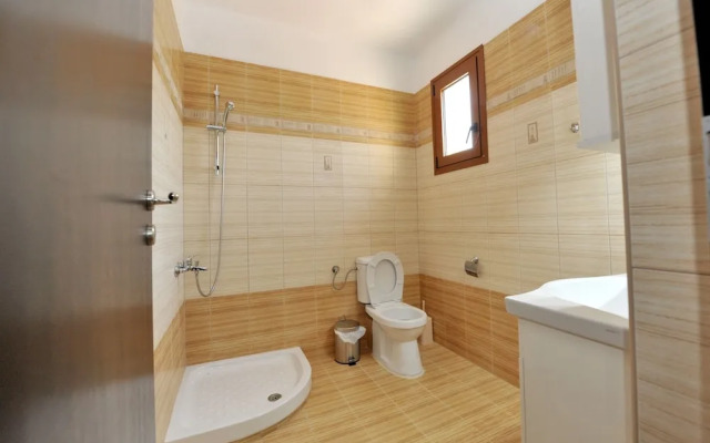 Marina Maisonette by Rentalspro