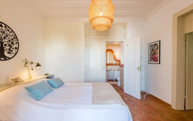 Casa Omlandia With Pool - Lagos Old Town
