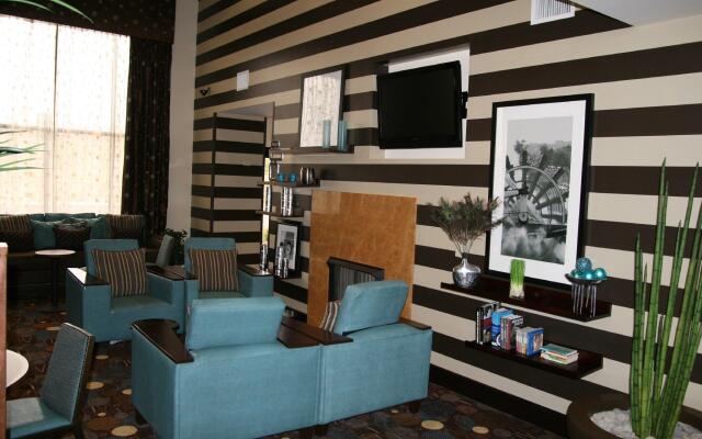 Hampton Inn & Suites Nashville @ Opryland