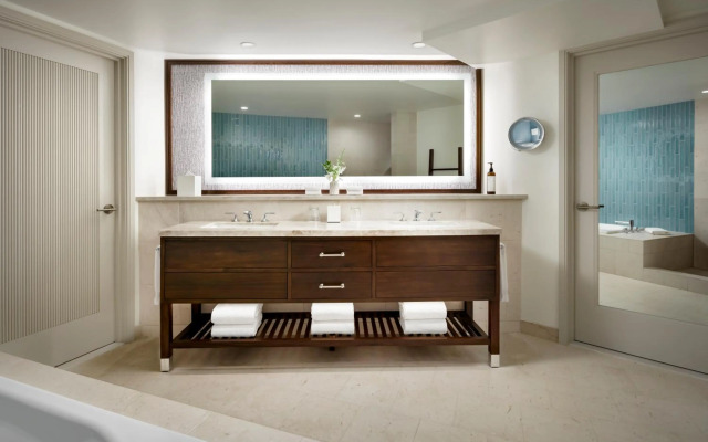 Fairmont Kea Lani, Maui