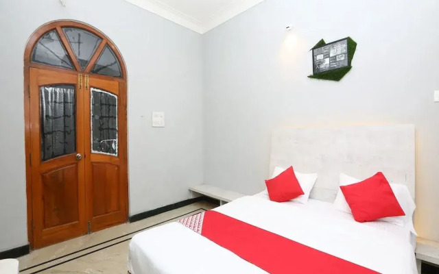 OYO 17246 Anurag Inn