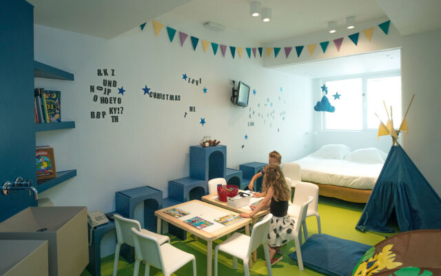 St. George Lycabettus Lifestyle Hotel