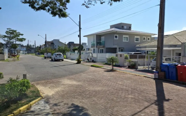 Refúgio Romântico entre o Verde e o Mar