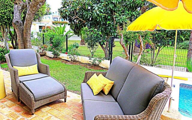 Immaculate 3-bed Villa in Guia Private Pool