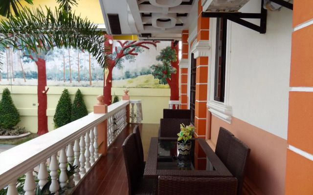 The Executive Villa Inn & Suites