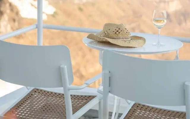 Veranda View - Adults Only