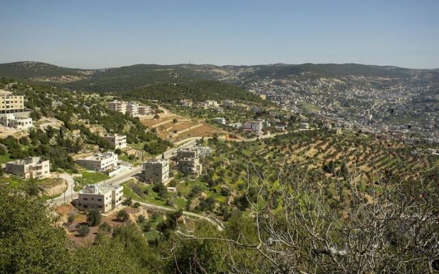 Ajloun Hotel