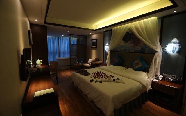 Luoping Rongting Holiday Hotel