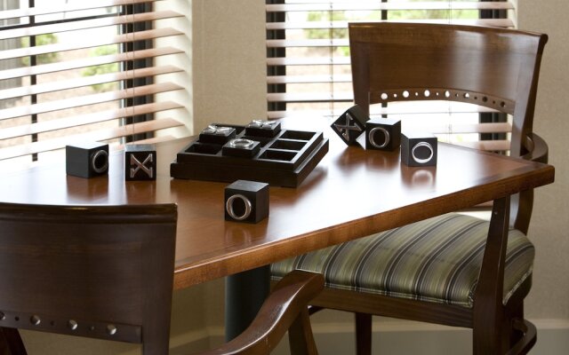 Staybridge Suites Savannah Airport