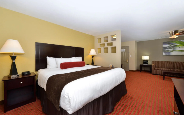 Quality Suites Nashville Airport
