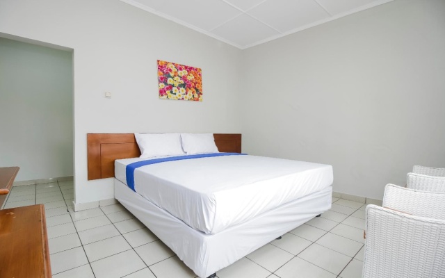 Rossan Villa – Guest Rooms – Bandung
