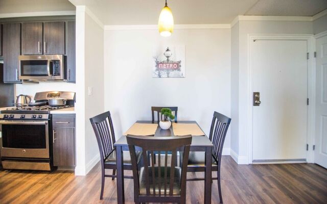 Prime Location Westwood Apartment 409w