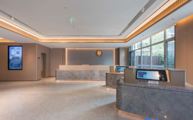 JI Hotel (Qingdao Qiche Beizhan Xianjiazhai Subway Station)