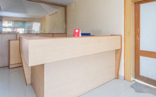 OYO 13496 Hotel Royal park