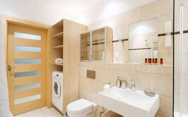 Wawel Angel Plaza Apartments by Amstra Luxury Apartments