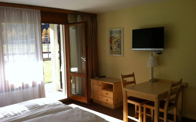 Aparthotel Monte Rosa - Tasch