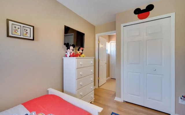 12 Mi to Disney + Private Pool: Watersong Getaway