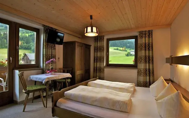 Haus Am Waldrand