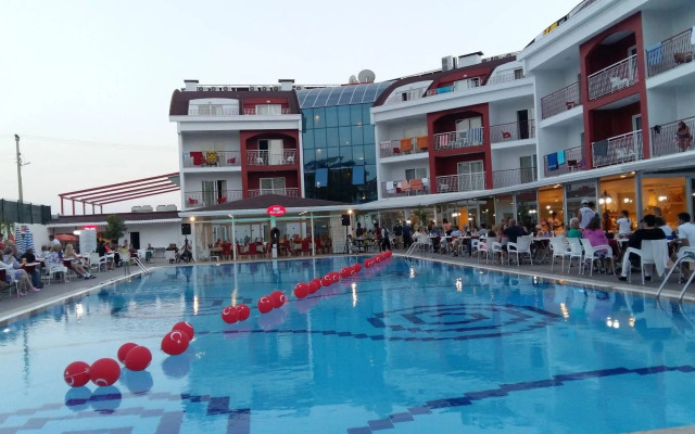 Side Legend Hotel
