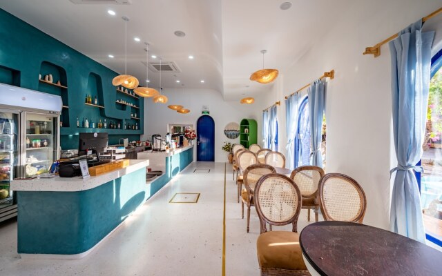 Happiness Hotel