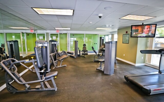 One Broadway Luxury Suites Downtown