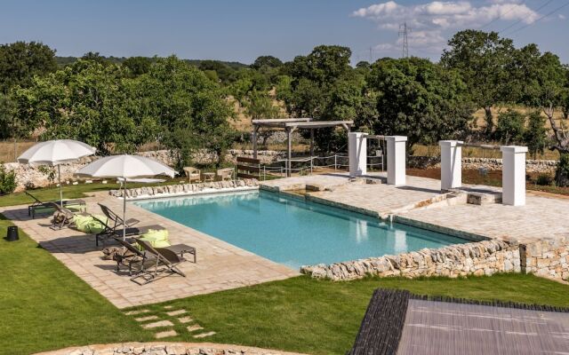 Don Diego, Trulli Villa with pool