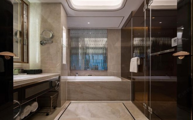 Victoria Hotel – Guest Rooms – Guigang