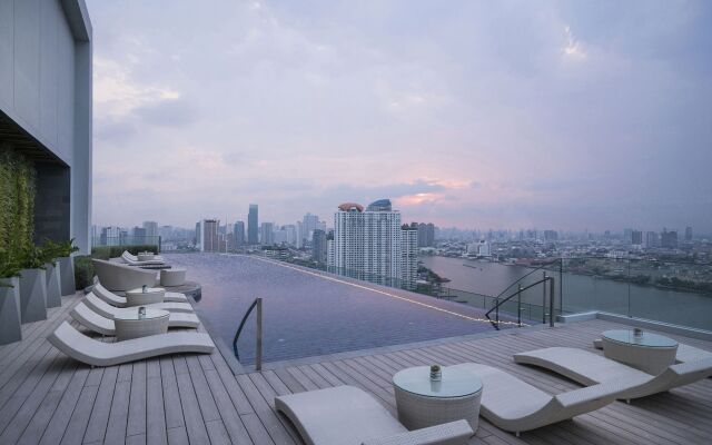 Avani+ Riverside Bangkok Hotel