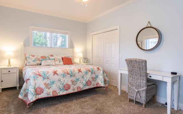 Southern Charm by Oak Island Accommodations